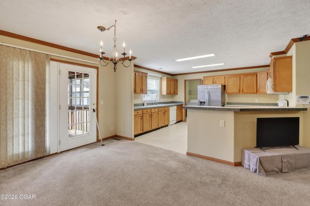 202 N Delaware Avenue, Columbus, KS 66725