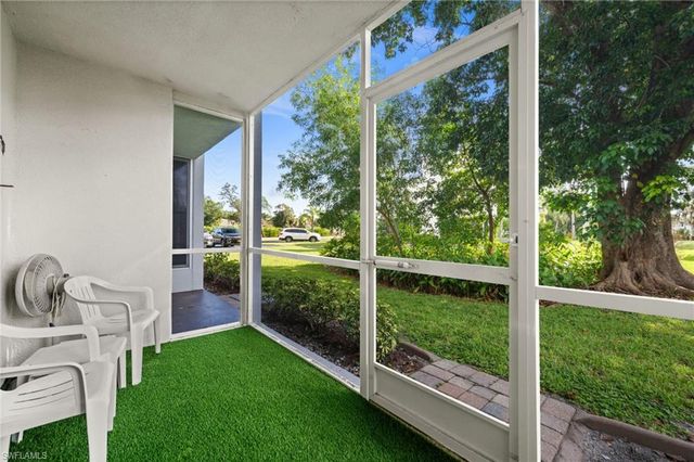 7001 New Post DR 3, North Fort Myers, FL 33917