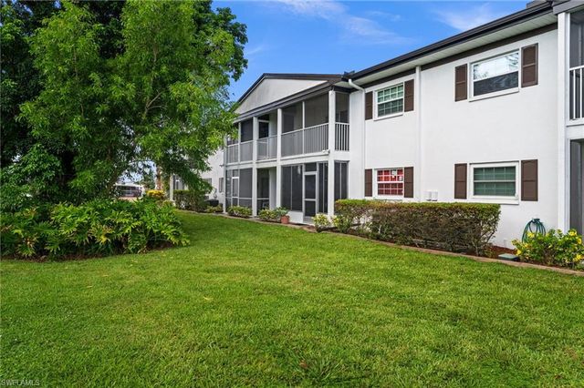 7001 New Post DR 3, North Fort Myers, FL 33917