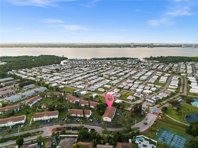 7001 New Post DR 3, North Fort Myers, FL 33917