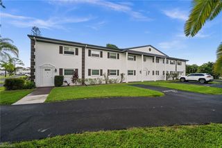 7001 New Post DR 3, North Fort Myers, FL 33917
