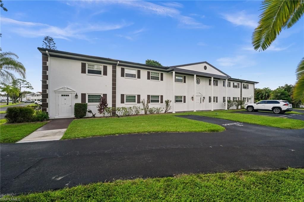 7001 New Post DR 3, North Fort Myers, FL 33917