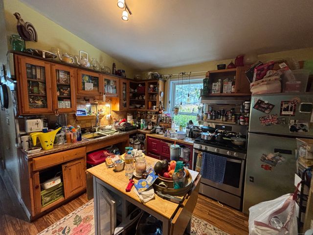 180 Bailey Road, Middletown, CT 06457