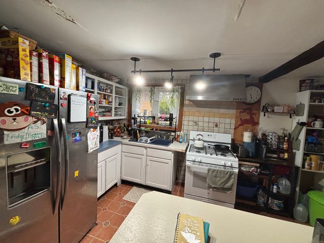 180 Bailey Road, Middletown, CT 06457