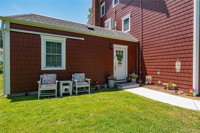 68 Nassau Road, Huntington, NY 11743