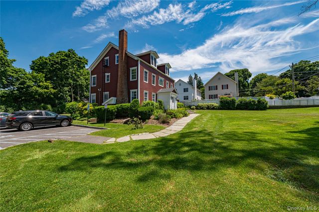 68 Nassau Road, Huntington, NY 11743