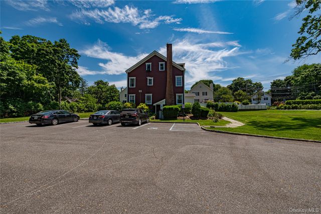 68 Nassau Road, Huntington, NY 11743
