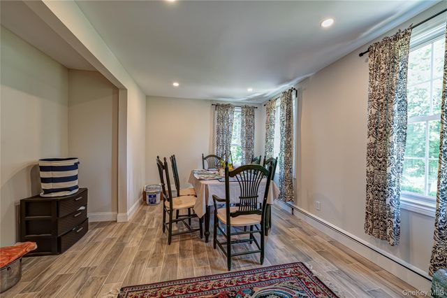68 Nassau Road, Huntington, NY 11743