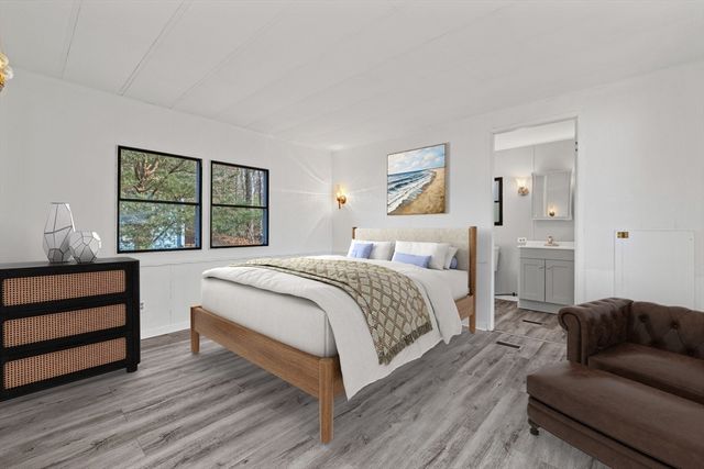 22 Southway, Taunton, MA 02720