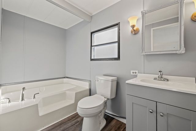 22 Southway, Taunton, MA 02720