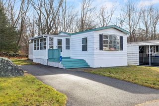 22 Southway, Taunton, MA 02720