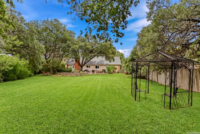 11722 RAINDROP DR, San Antonio, TX 78216