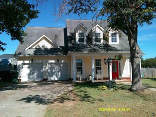 202 Meyers Lake Drive, Warner Robins, GA 31088