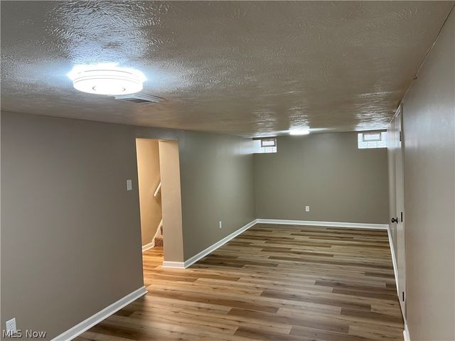 390 E 210th Street, Euclid, OH 44123