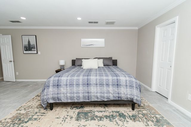 745 E Washington Street, Shreveport, LA 71104