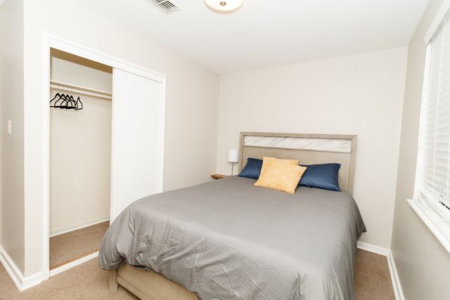 745 E Washington Street, Shreveport, LA 71104