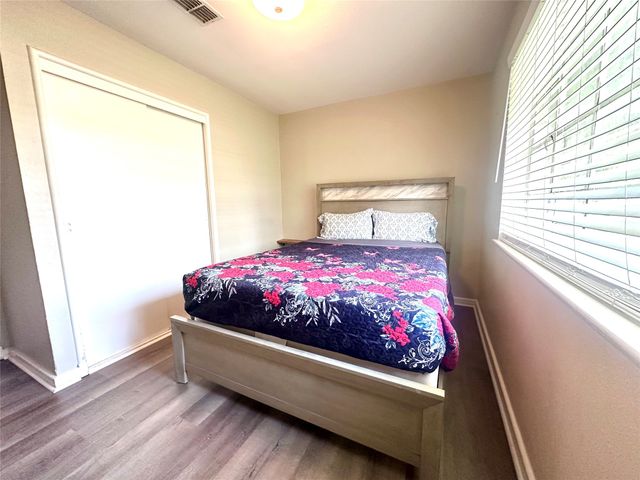 745 E Washington Street, Shreveport, LA 71104