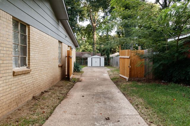 745 E Washington Street, Shreveport, LA 71104