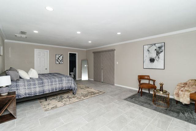 745 E Washington Street, Shreveport, LA 71104