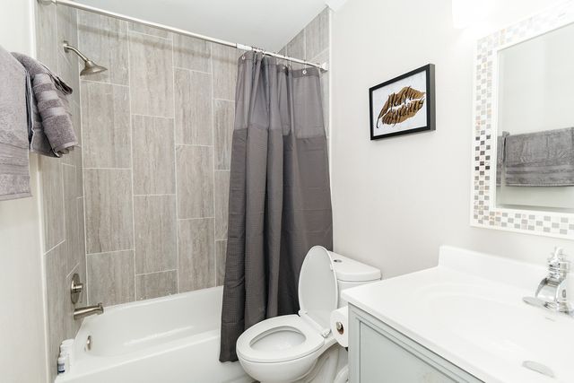 745 E Washington Street, Shreveport, LA 71104