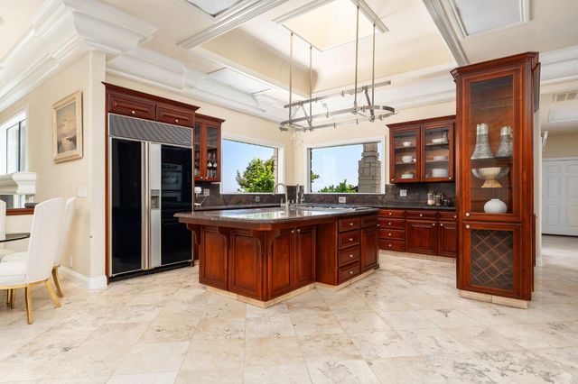 14215 Killarney Drive, Madera, CA 93636