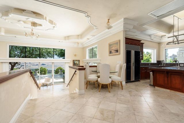 14215 Killarney Drive, Madera, CA 93636