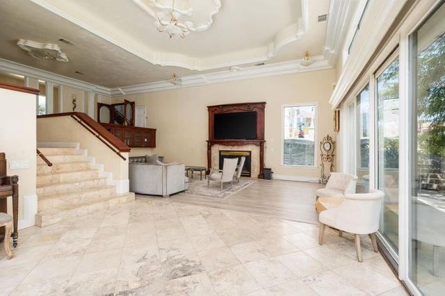 14215 Killarney Drive, Madera, CA 93636