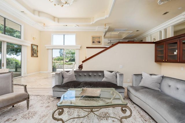 14215 Killarney Drive, Madera, CA 93636