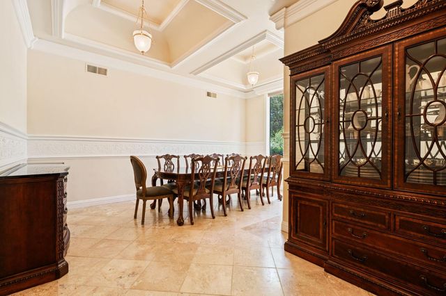 14215 Killarney Drive, Madera, CA 93636