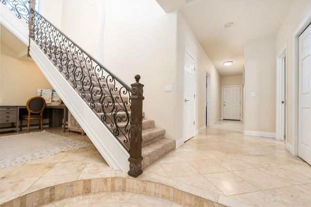 14215 Killarney Drive, Madera, CA 93636