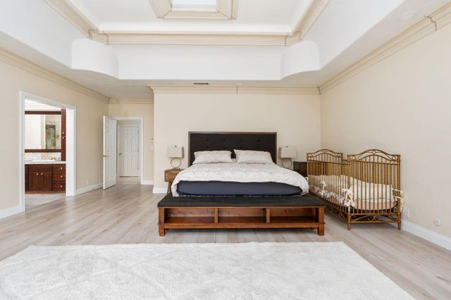 14215 Killarney Drive, Madera, CA 93636