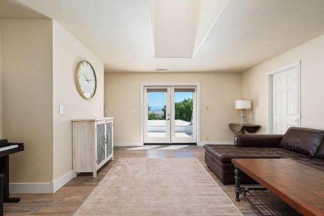 14215 Killarney Drive, Madera, CA 93636