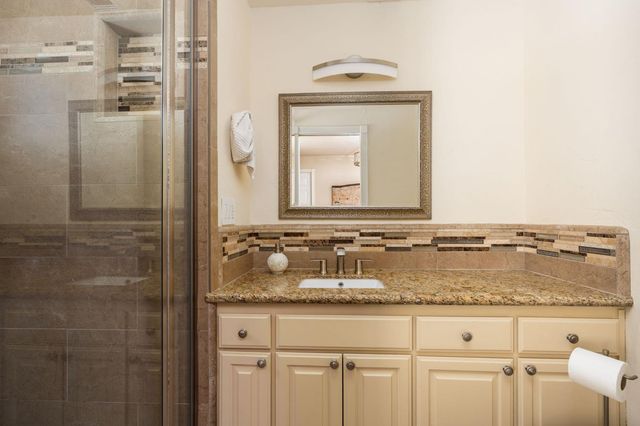 14215 Killarney Drive, Madera, CA 93636