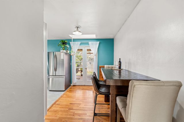 1008 Mount Pitt Avenue, Medford, OR 97501