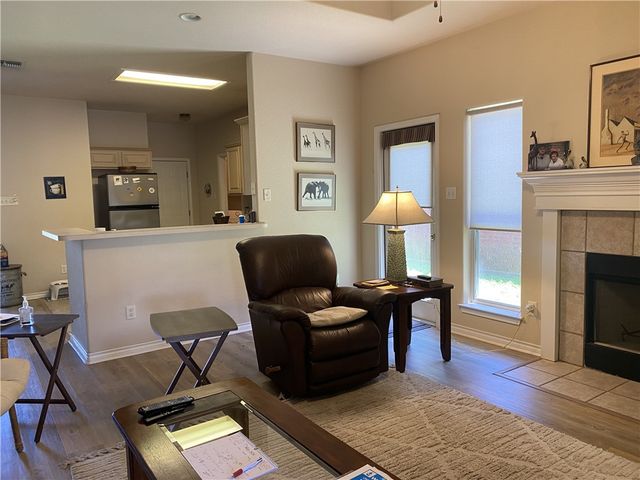 7205 Mansions Dr V3, Corpus Christi, TX 78414
