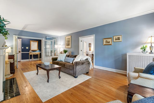 496 Sheridan Road 1, Evanston, IL 60202
