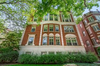 496 Sheridan Road 1, Evanston, IL 60202