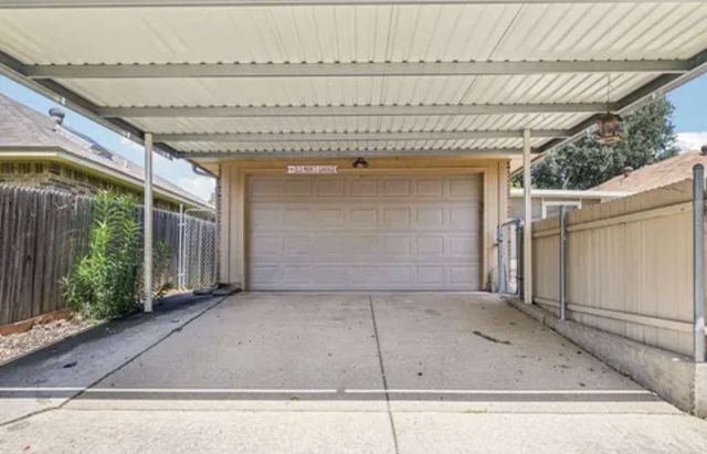 758 Red Oak Drive, Lewisville, TX 75067