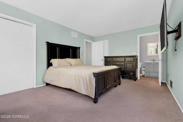 25 Sydor Avenue, Jackson, NJ 08527