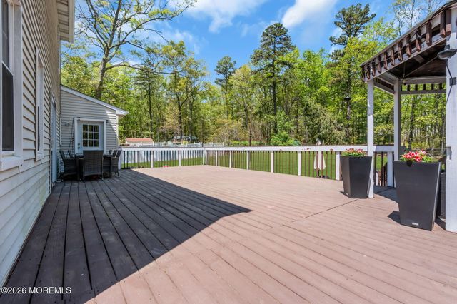 25 Sydor Avenue, Jackson, NJ 08527