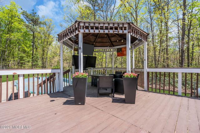 25 Sydor Avenue, Jackson, NJ 08527