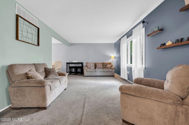 25 Sydor Avenue, Jackson, NJ 08527