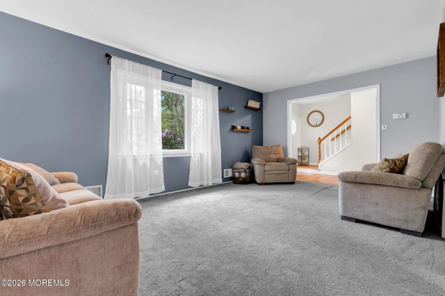 25 Sydor Avenue, Jackson, NJ 08527