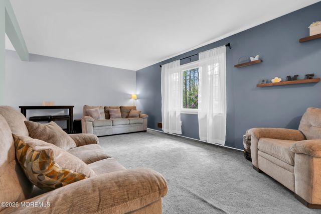 25 Sydor Avenue, Jackson, NJ 08527
