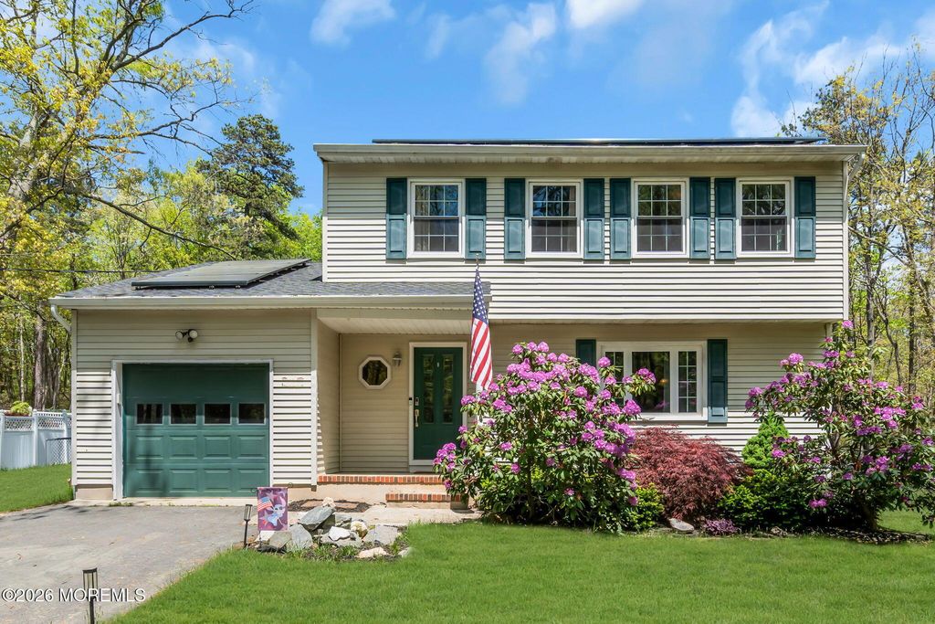 25 Sydor Avenue, Jackson, NJ 08527