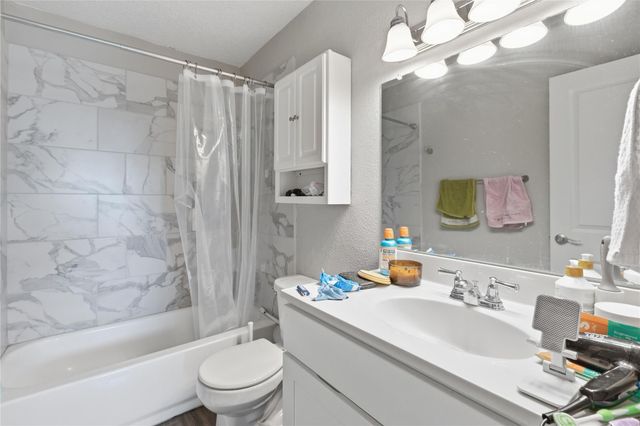 2801 Hemphill PARK A301, Austin, TX 78705