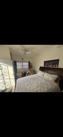 2610 Pierce Street, Hollywood, FL 33020