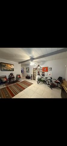 2610 Pierce Street, Hollywood, FL 33020