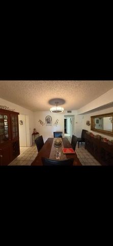 2610 Pierce Street, Hollywood, FL 33020