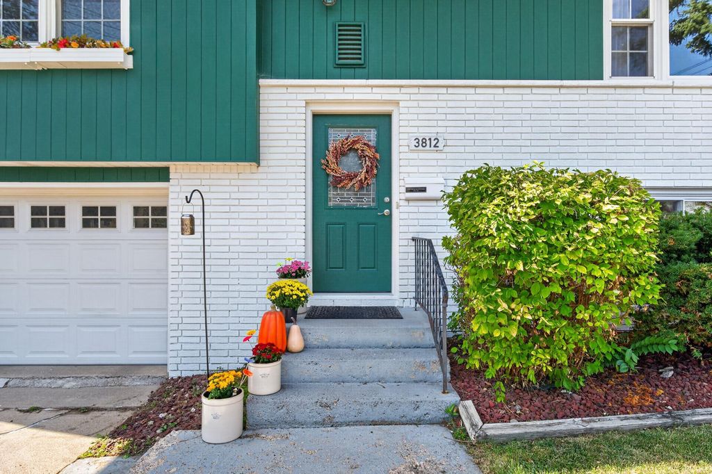 3812 Buchanan Street NE, Columbia Heights, MN 55421 — photo 2